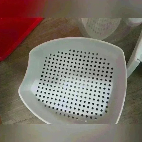 NWOT Pampered Chef Gravy Separator 4 cups/  32 oz/ 1000ml capacity - Picture 5 of 5